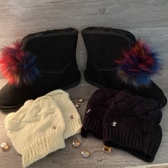 BEARPAW 2 Pair Boot Topper, Black, Ivory, One Size Fits Most - Picture 2 of 8